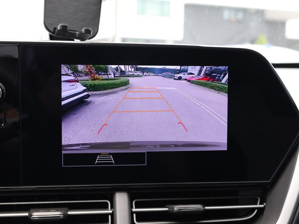 Used 2024 Chevrolet Trax LS FWD image 26