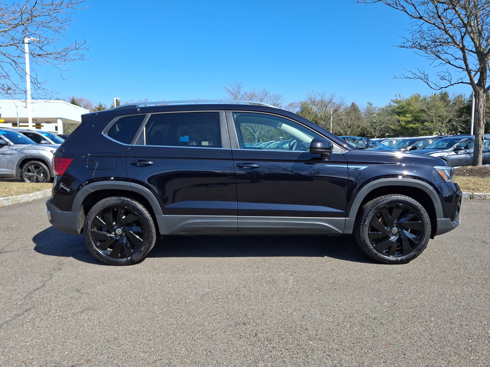 Certified 2024 Volkswagen Taos SE AWD/4WD image 7