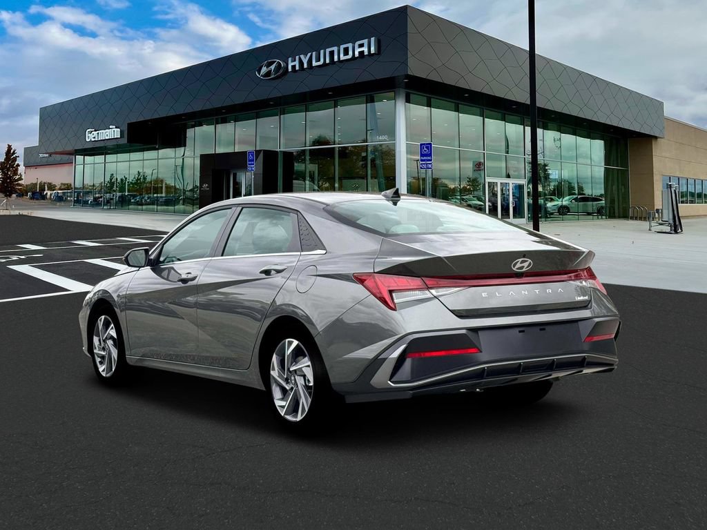 New 2026 Hyundai Elantra Limited FWD image 5