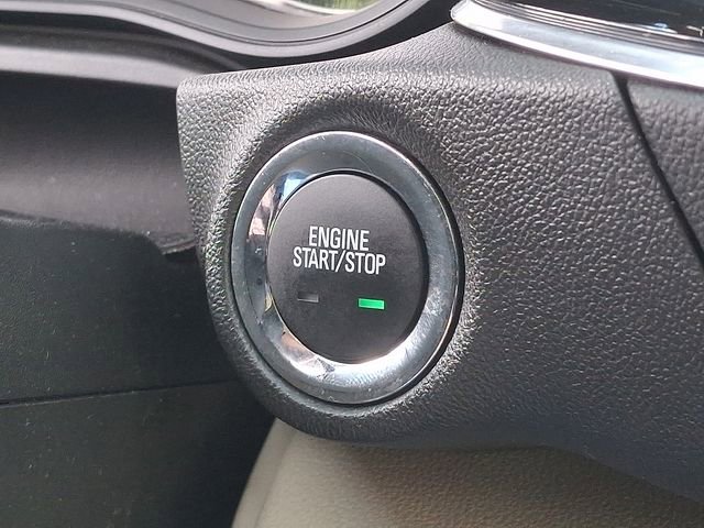 Used 2019 Buick Regal Preferred FWD image 24