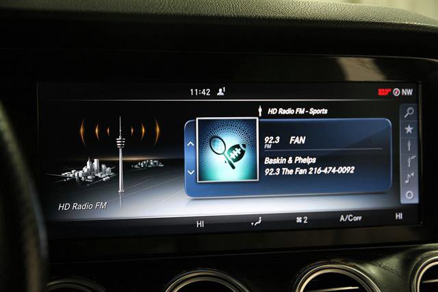 Used 2017 Mercedes-Benz E 300 4MATIC image 11