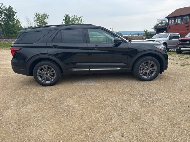 New 2025 Ford Explorer Active w/ Active Comfort Package image 6