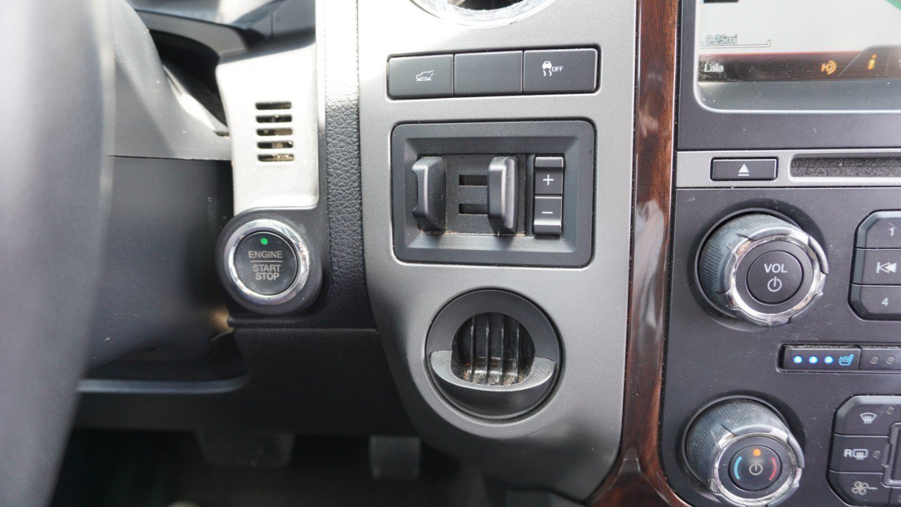Used 2015 Ford Expedition EL Platinum RWD image 20