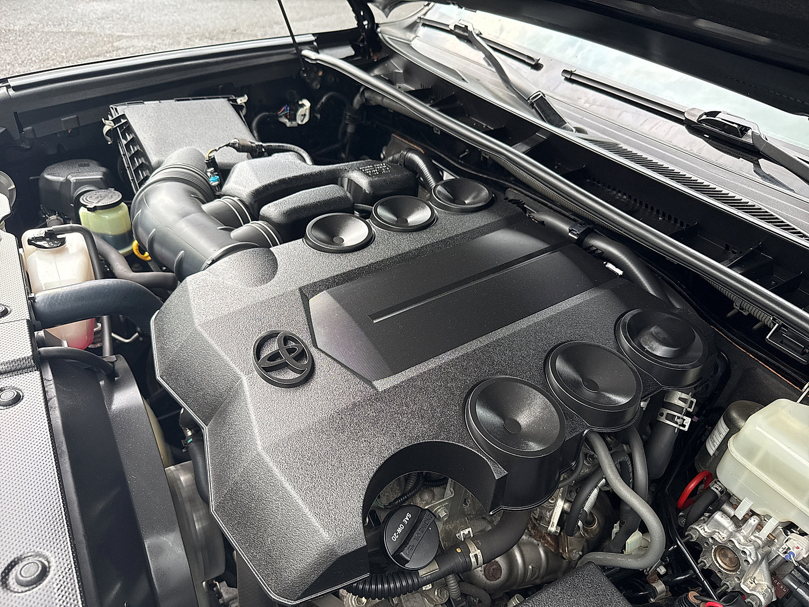 Used 2018 Toyota 4Runner Limited AWD/4WD image 15