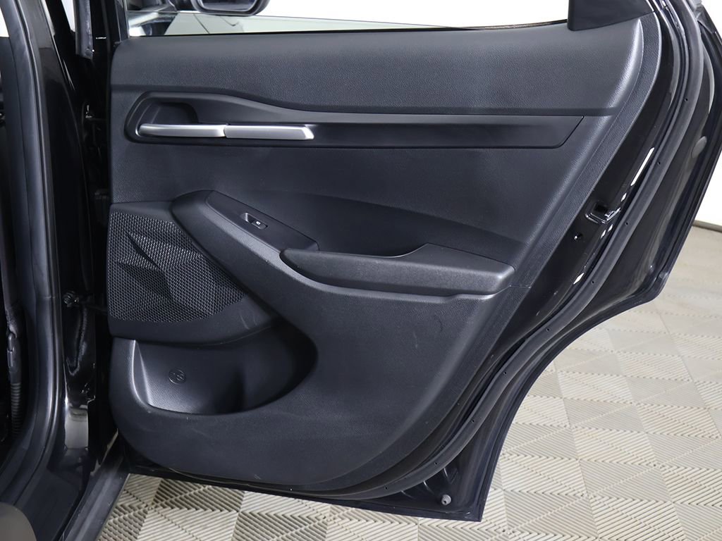 Used 2023 Kia Seltos LX image 23