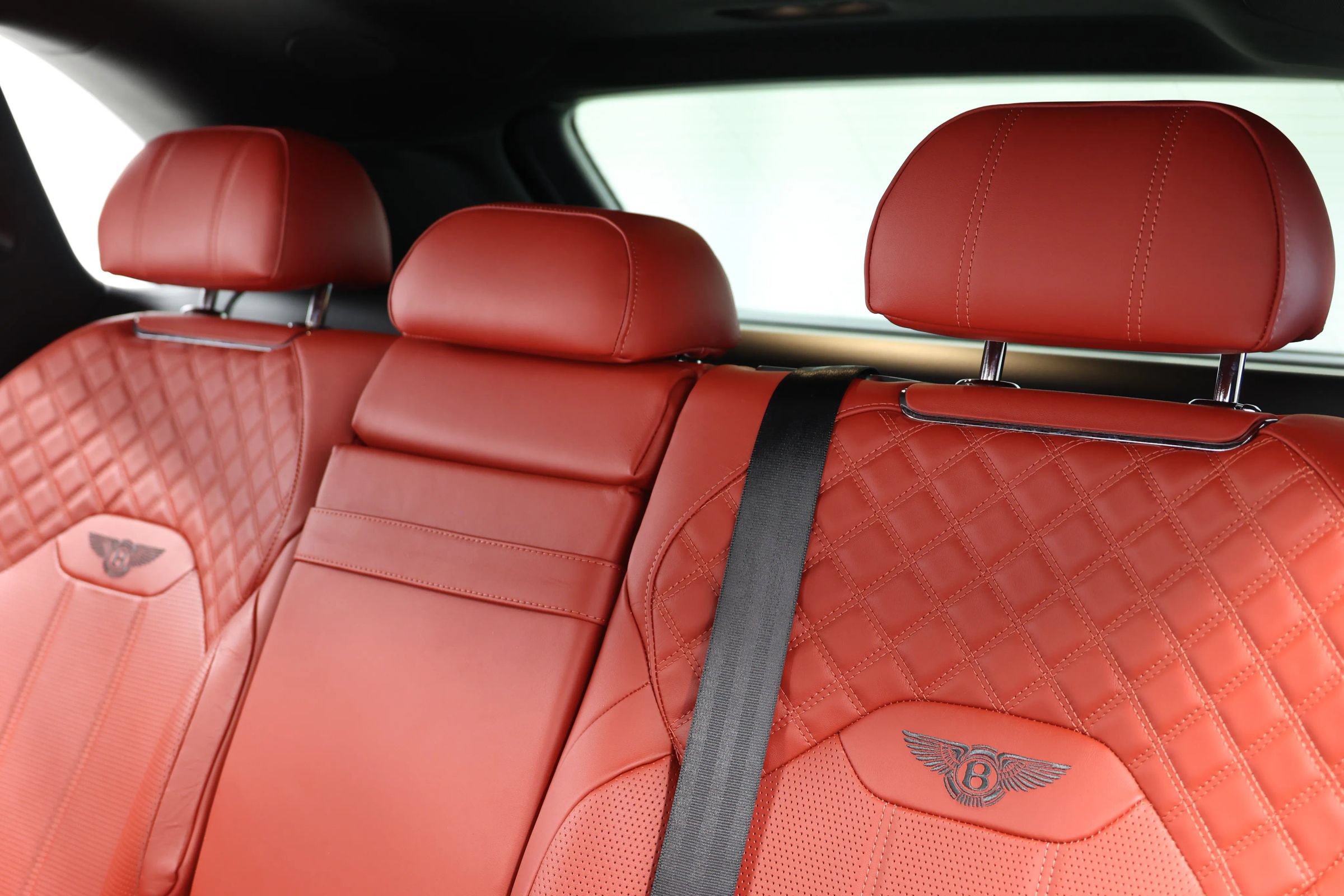 Used 2022 Bentley Bentayga AWD/4WD image 61