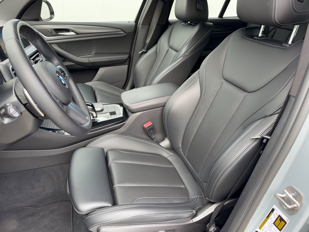 Used 2023 BMW X3 sDrive30i w/ M Sport Package RWD image 5