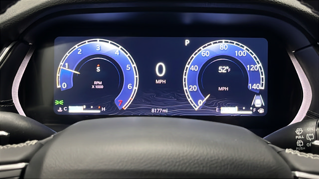 Used 2025 Jeep Grand Cherokee L Altitude AWD/4WD image 17