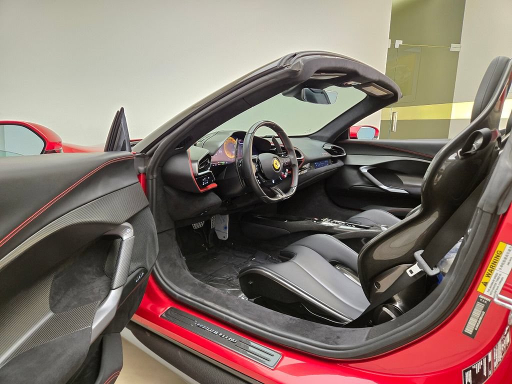 Used 2023 Ferrari 296 GTS RWD image 18