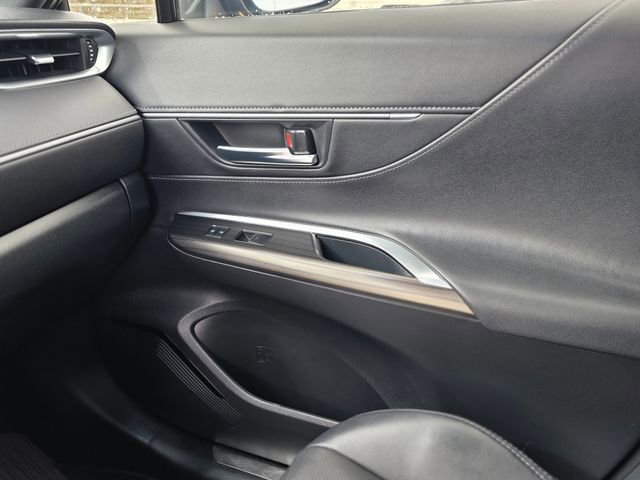 Used 2022 Toyota Venza Limited w/ Advanced Technology Package image 26