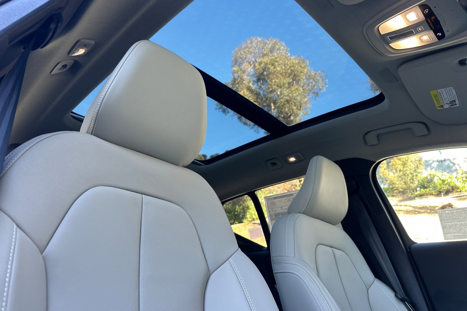 New 2026 Volvo XC40 B5 Plus w/ Protection Package Premier image 14