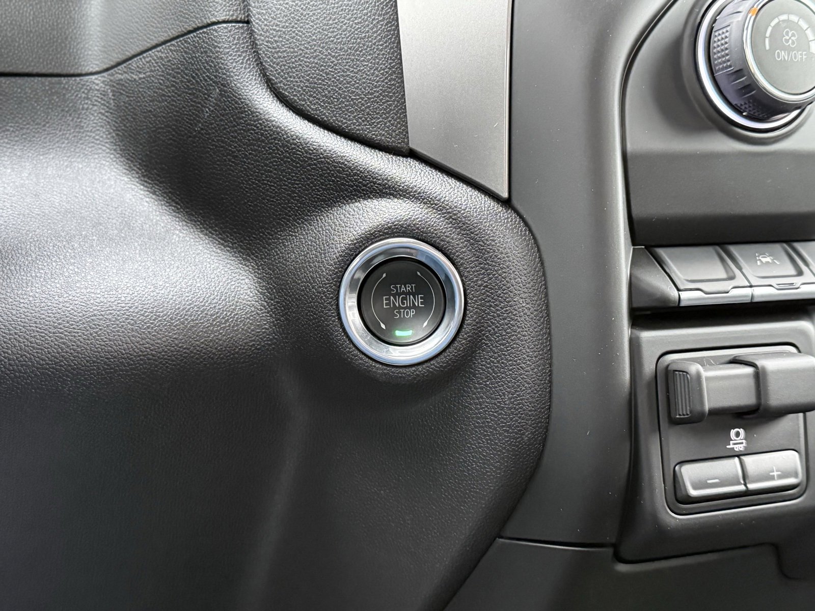 New 2026 Chevrolet Silverado 1500 Custom Trail Boss image 32