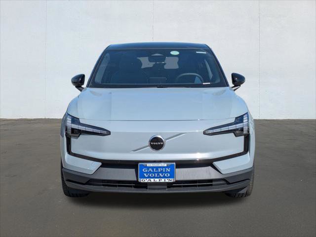 New 2026 Volvo EX30 Plus w/ Climate Package image 4