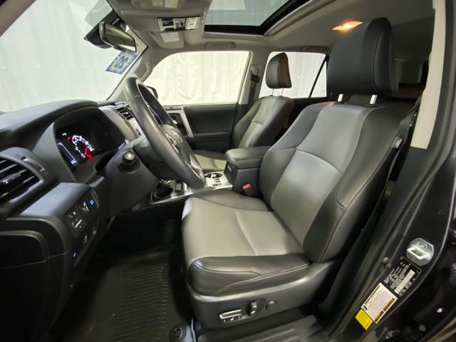 Used 2020 Toyota 4Runner SR5 Premium w/ Moonroof Package image 10