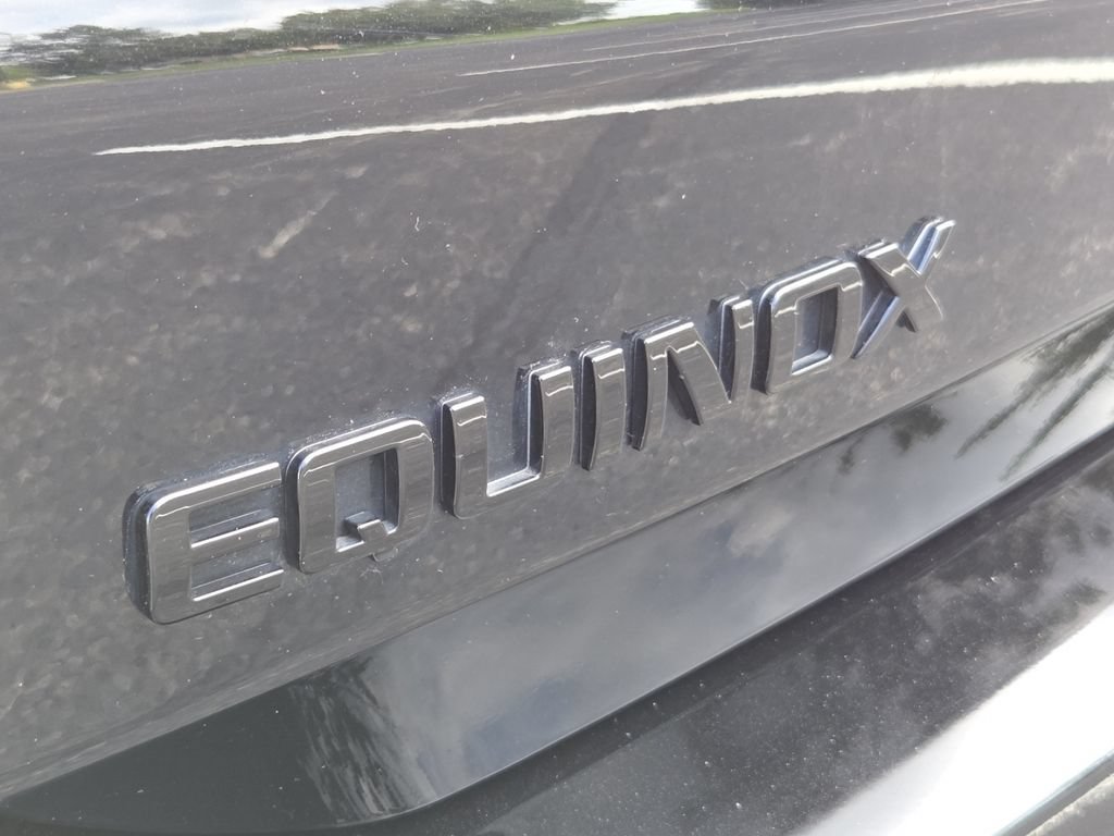 Used 2023 Chevrolet Equinox RS FWD image 16