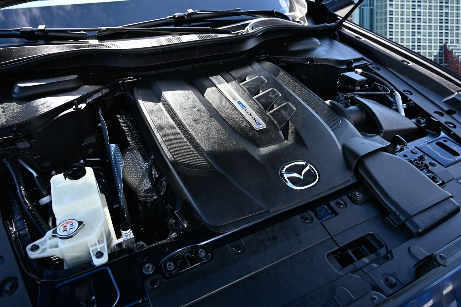 Used 2026 MAZDA CX-90 Plug-In Hybrid w/ Preferred AWD/4WD image 36