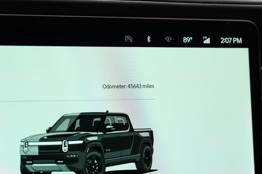 Used 2023 Rivian R1T Adventure AWD/4WD image 28
