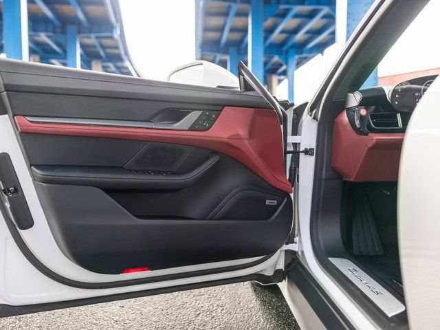 New 2025 Porsche Taycan 4S AWD/4WD image 26