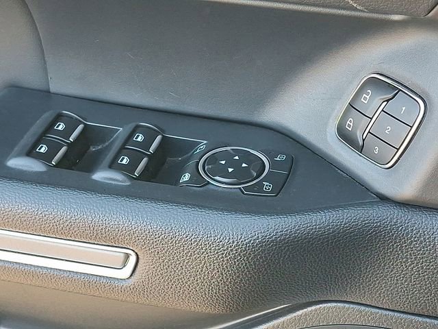 Used 2024 Ford Expedition XLT image 23