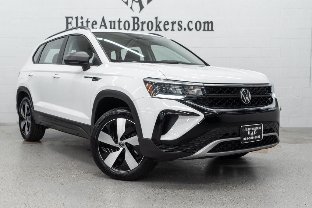 Used 2023 Volkswagen Taos S w/ Driver Assistance Package AWD/4WD image 7