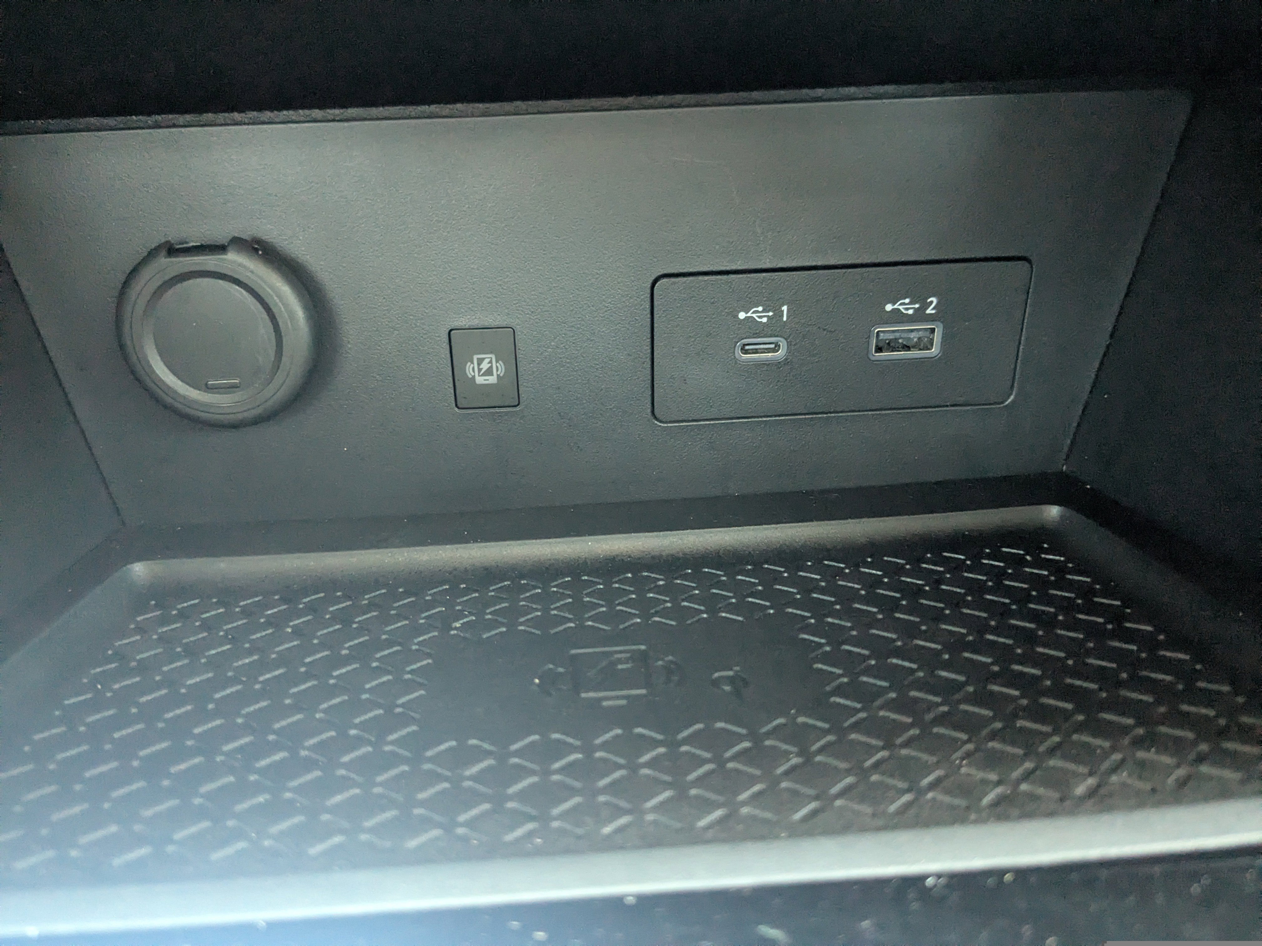 Used 2024 Nissan Pathfinder Platinum FWD image 28