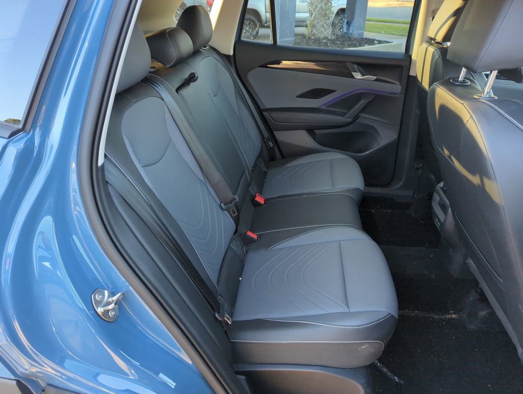 Certified 2025 Volkswagen Tiguan SE image 28