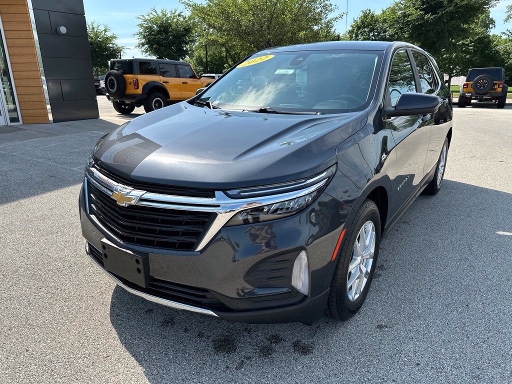 Used 2022 Chevrolet Equinox LT FWD image 2