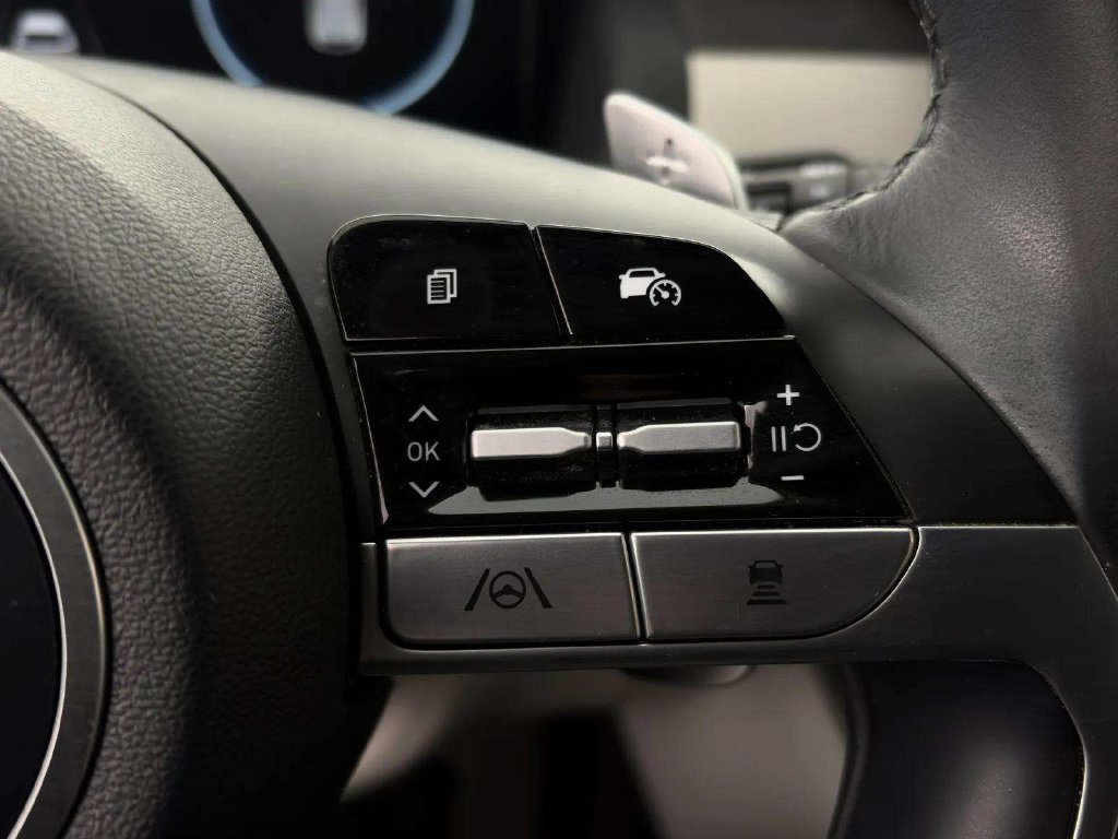 Used 2022 Hyundai Tucson Limited FWD image 13