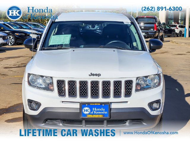 Used 2016 Jeep Compass Sport w/ Power Value Group AWD/4WD image 2