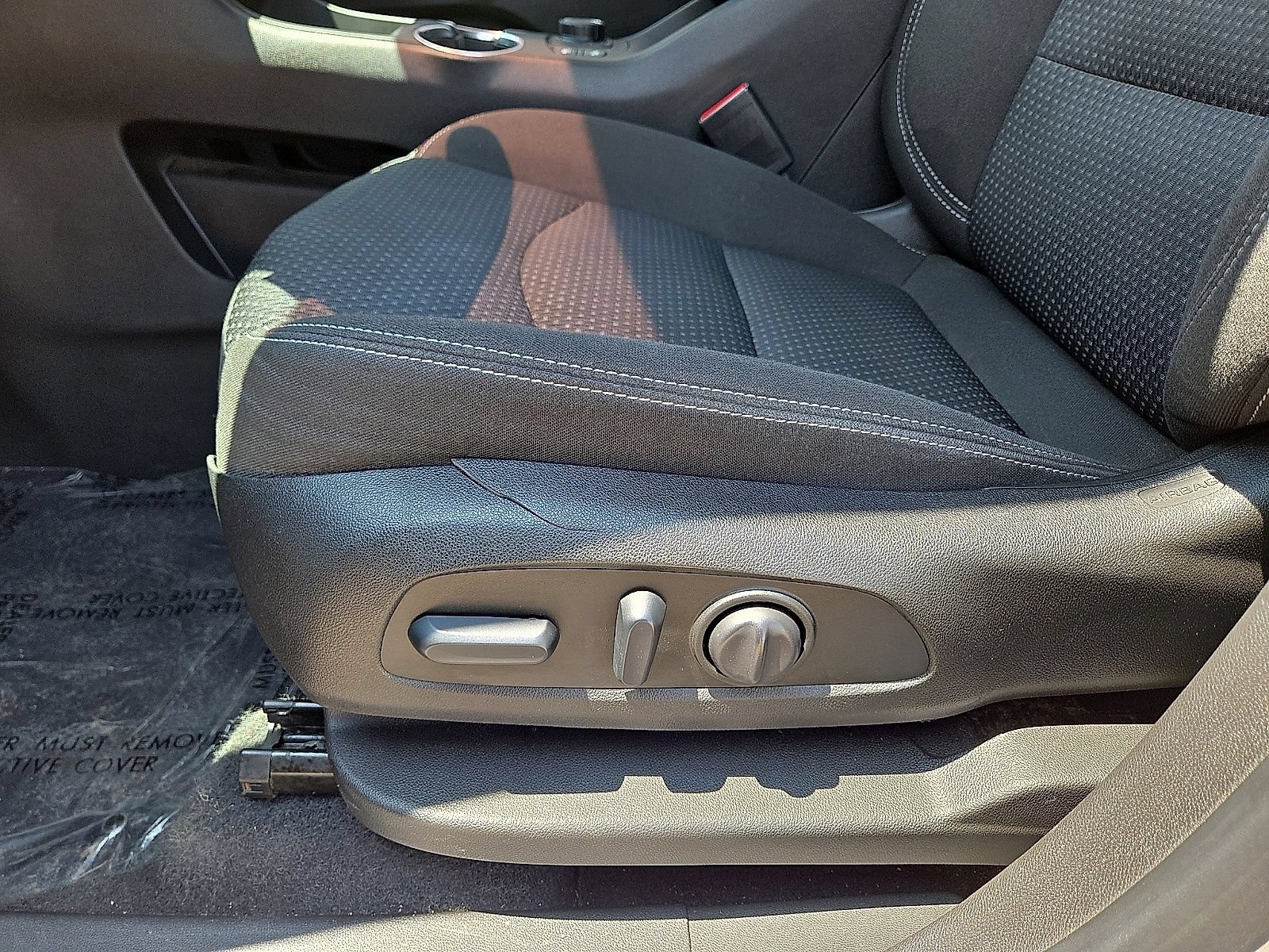 Used 2022 GMC Terrain SLE w/ Driver Convenience Package AWD/4WD image 25