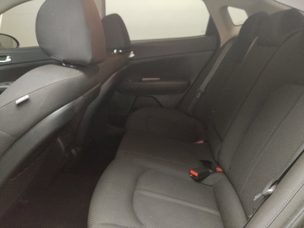 Used 2020 Kia Optima LX image 18