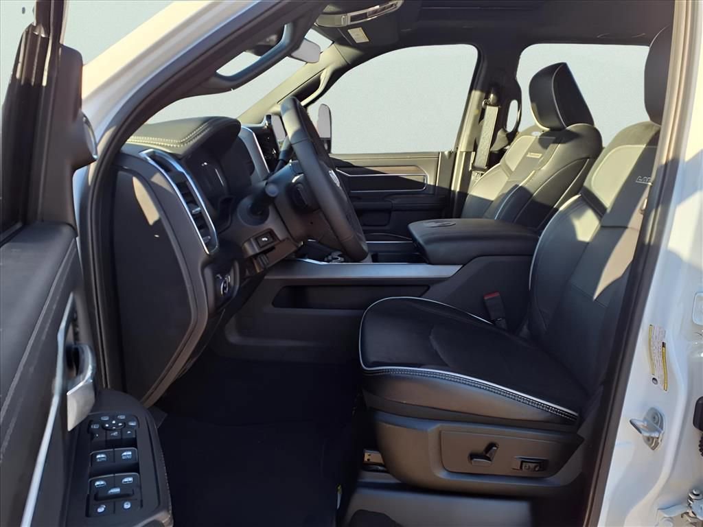 New 2025 RAM 2500 Laramie image 8