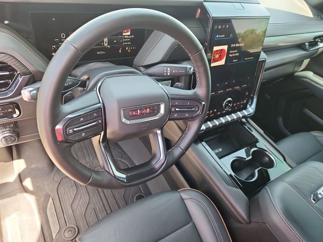 Used 2025 GMC Yukon AT4 image 10