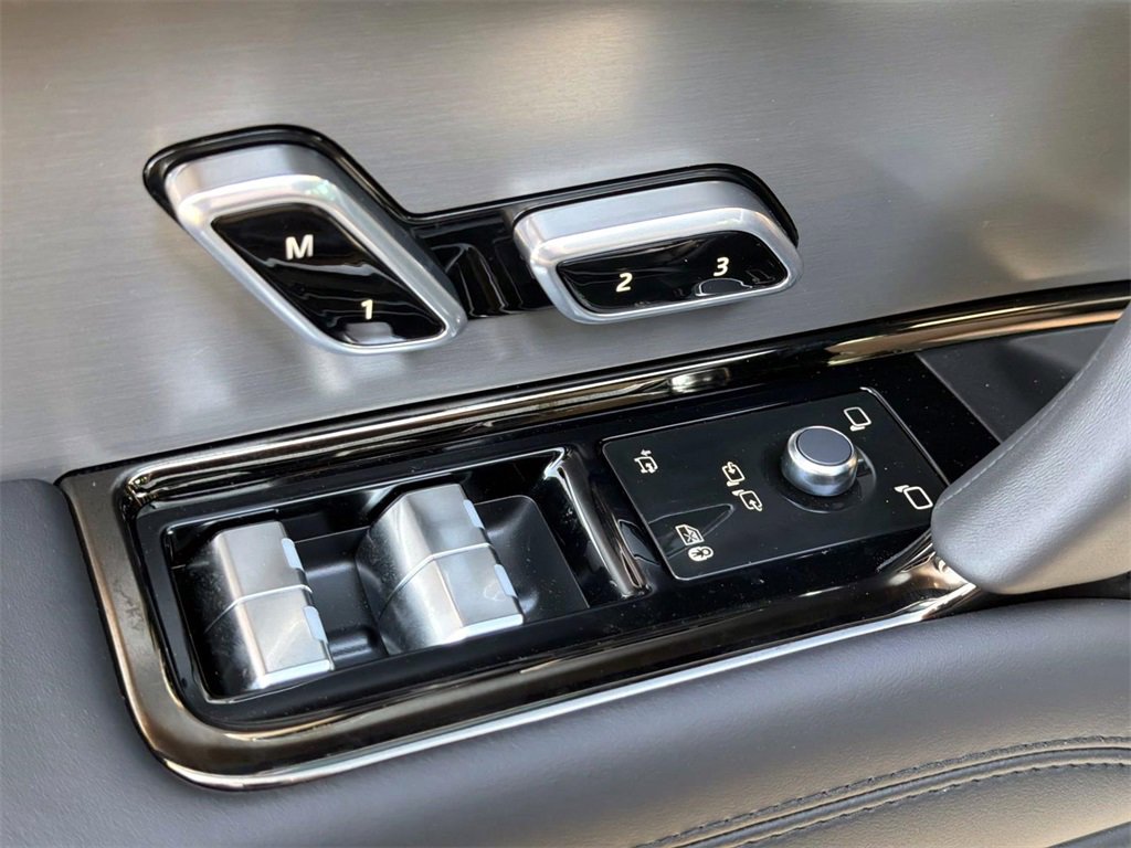 New 2026 Land Rover Range Rover Sport Dynamic SE image 17