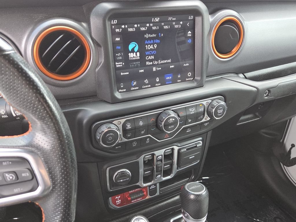 Used 2022 Jeep Gladiator Mojave w/ Cold Weather Group AWD/4WD image 26