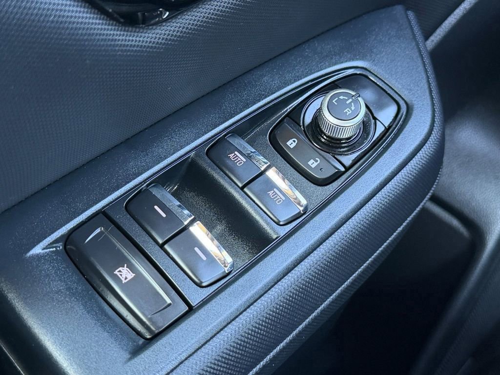 Used 2025 Subaru Forester Limited image 9