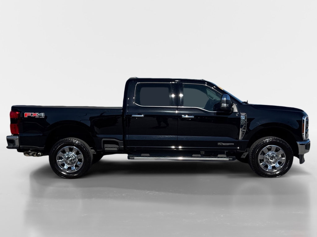 Used 2024 Ford F350 Lariat w/ Chrome Package image 7