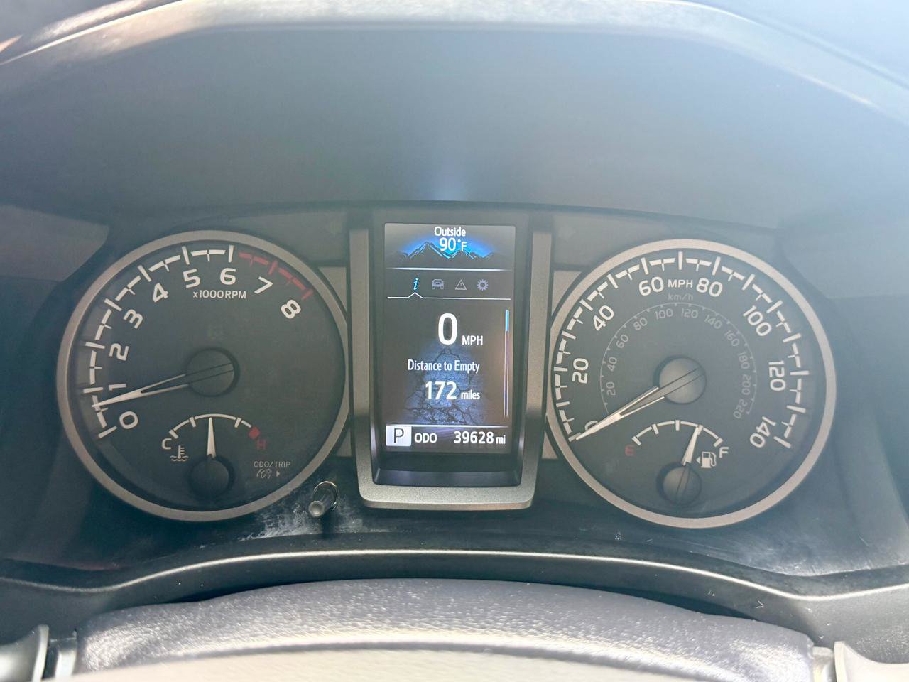 Used 2021 Toyota Tacoma TRD Off-Road w/ Technology Package AWD/4WD image 33