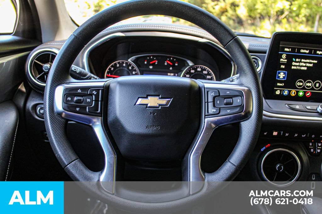 Used 2025 Chevrolet Blazer LT FWD image 25