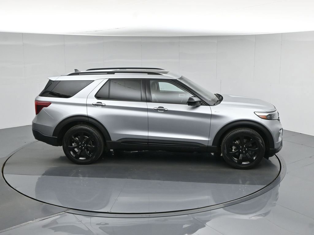 Used 2023 Ford Explorer ST-Line w/ Class IV Trailer Tow Package image 57