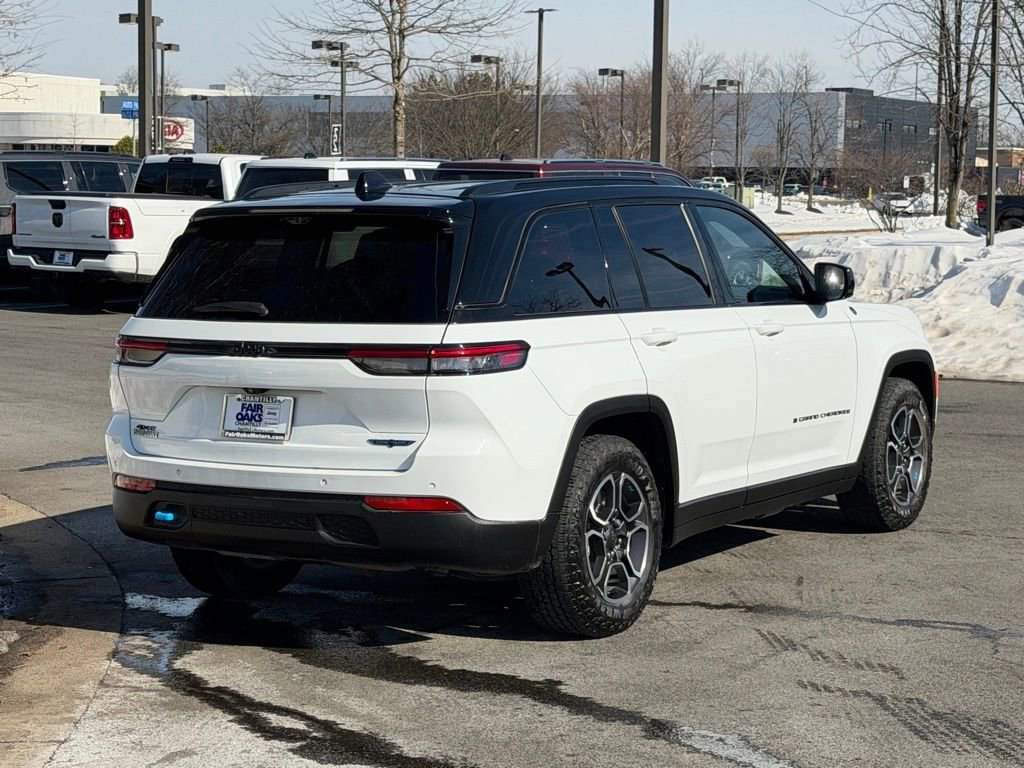 Used 2023 Jeep Grand Cherokee Trailhawk w/ Luxury Tech Group III image 7