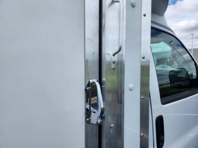 New 2024 Chevrolet Express 3500 w/ Power Convenience Package image 27