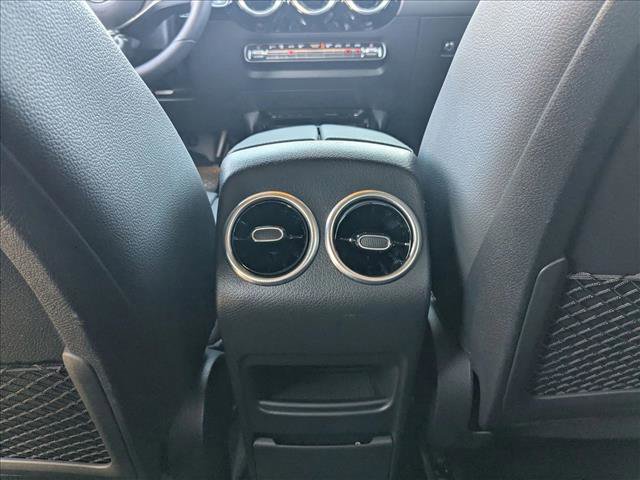 Used 2025 Mercedes-Benz GLA 250 image 17