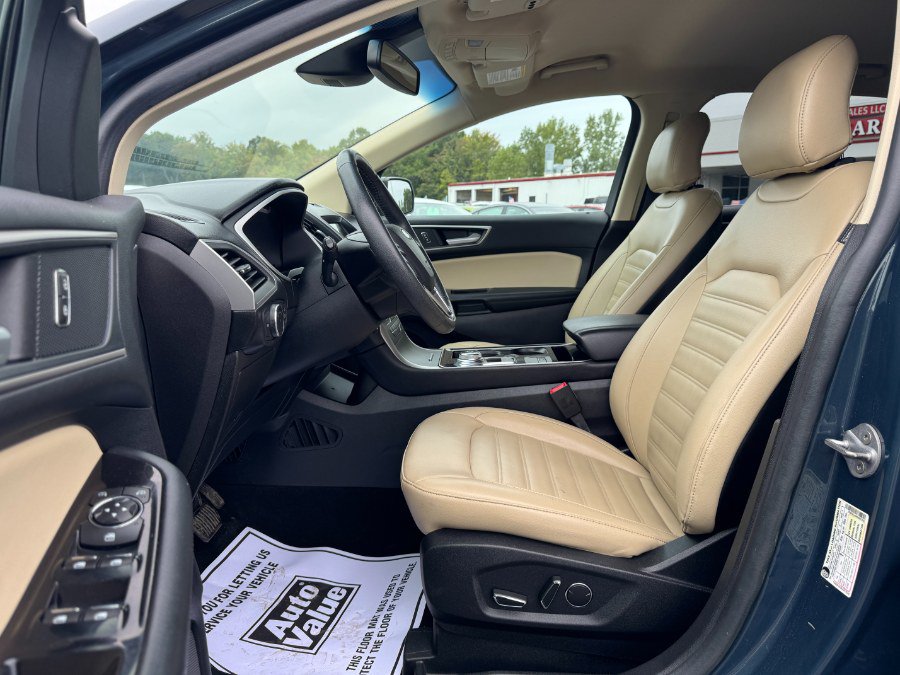 Used 2019 Ford Edge SEL w/ Equipment Group 201A FWD image 15