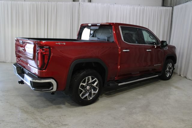 Used 2024 GMC Sierra 1500 SLT w/ SLT Premium Plus Package AWD/4WD image 29