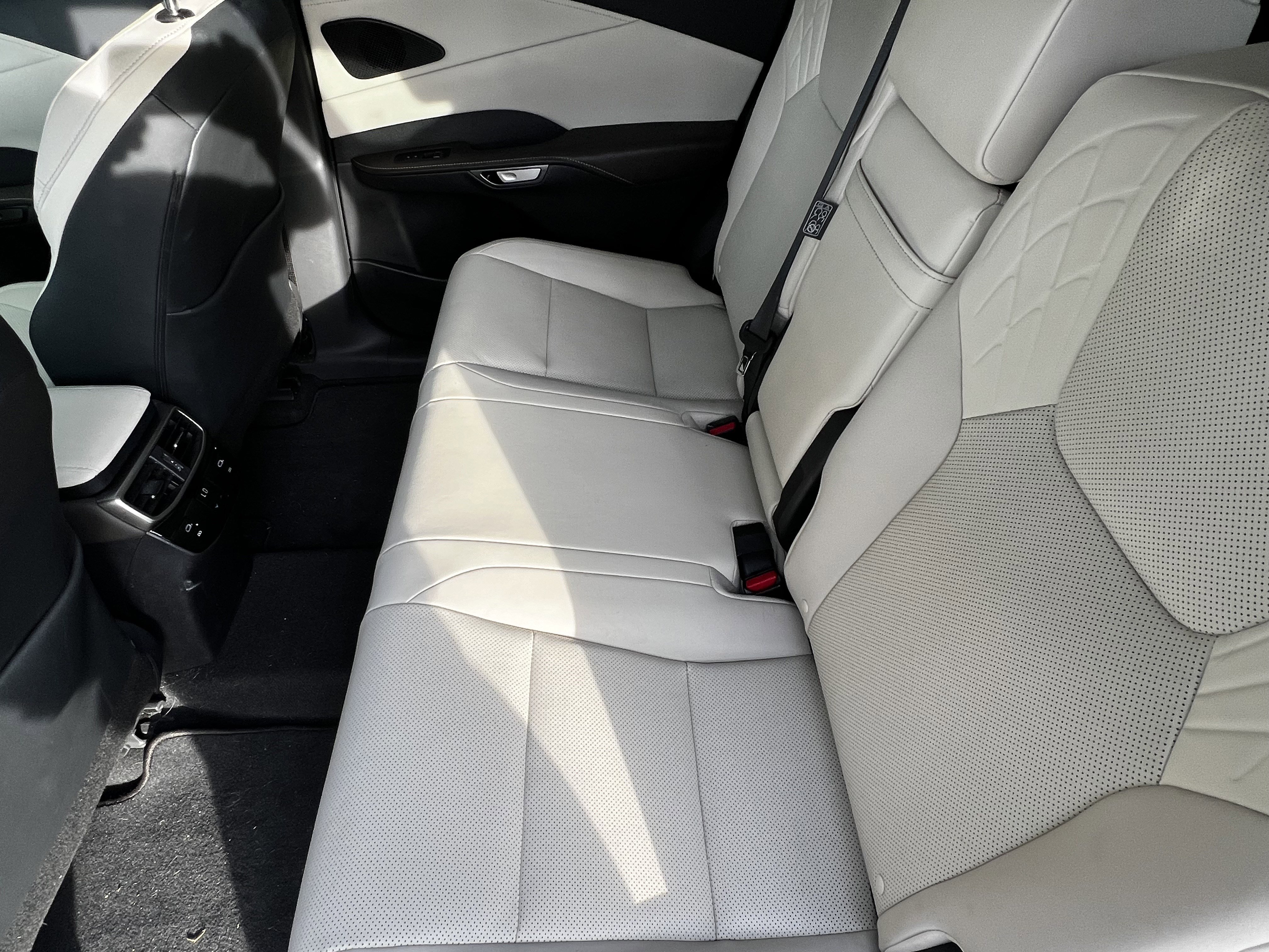Used 2024 Lexus RX 350 Premium w/ Cold Area Package FWD image 32