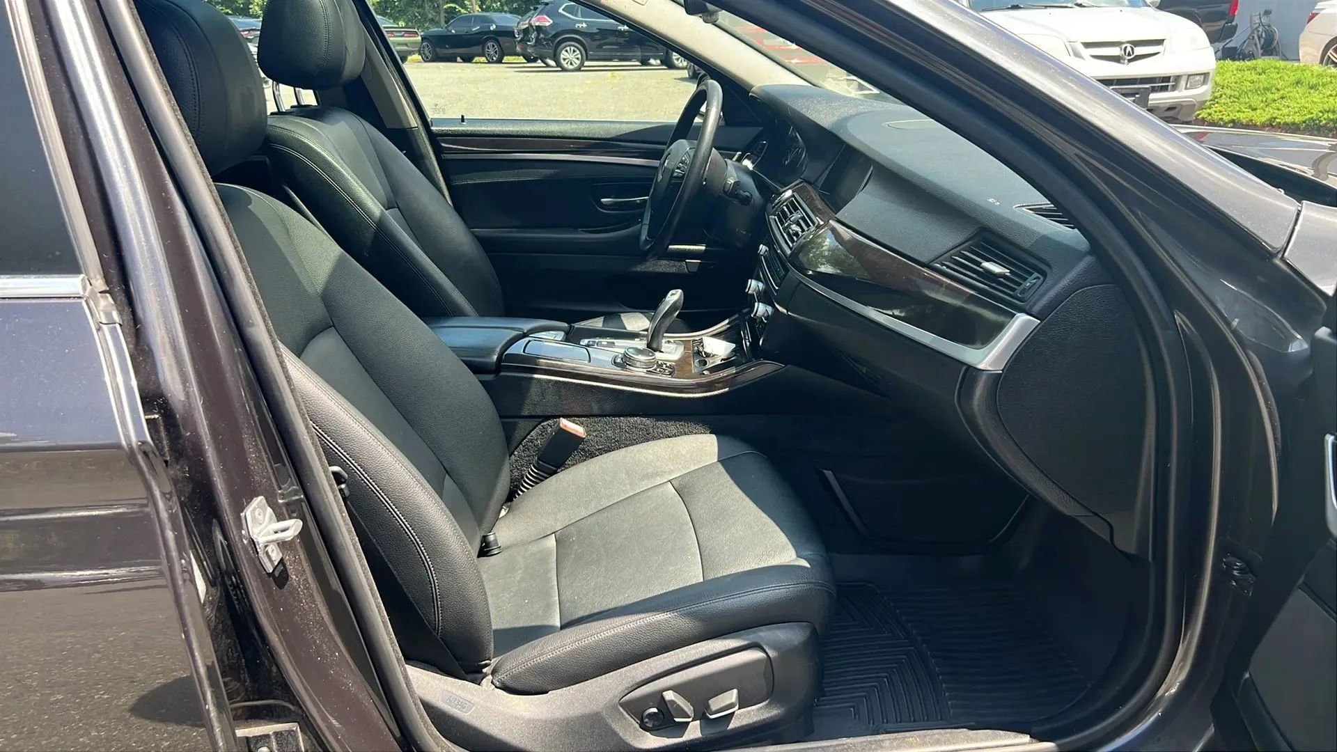 Used 2014 BMW 535i xDrive Sedan image 32