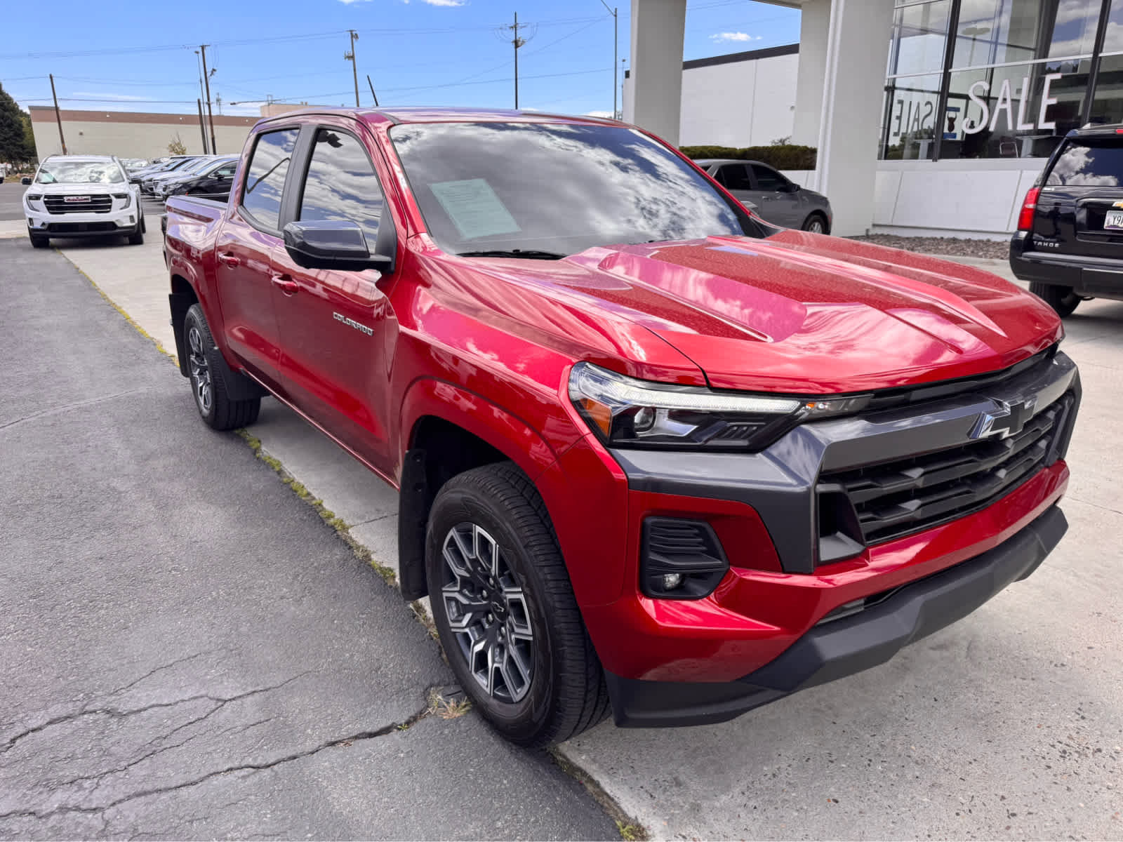 Used 2024 Chevrolet Colorado LT w/ LT Convenience Package III RWD image 7