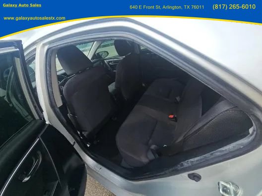 Used 2019 Toyota Corolla LE FWD image 11
