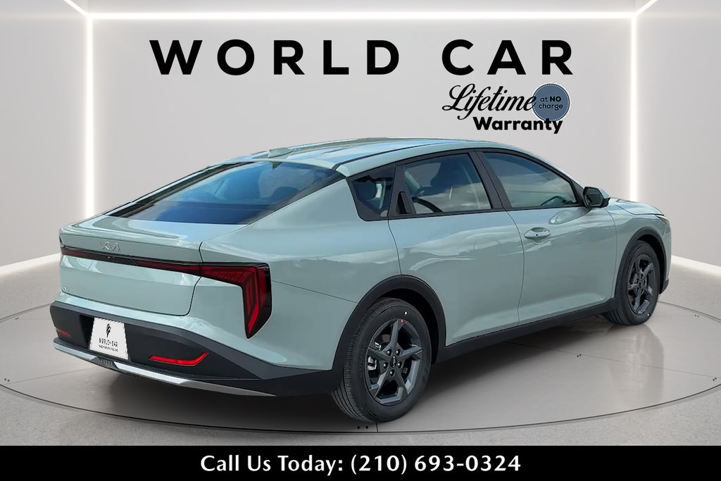 New 2026 Kia K4 FWD image 3